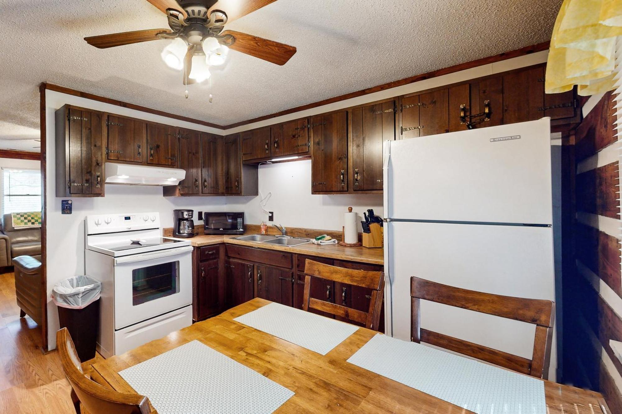 2 Bed 2 Bath Vacation Home In Whittier II 外观 照片