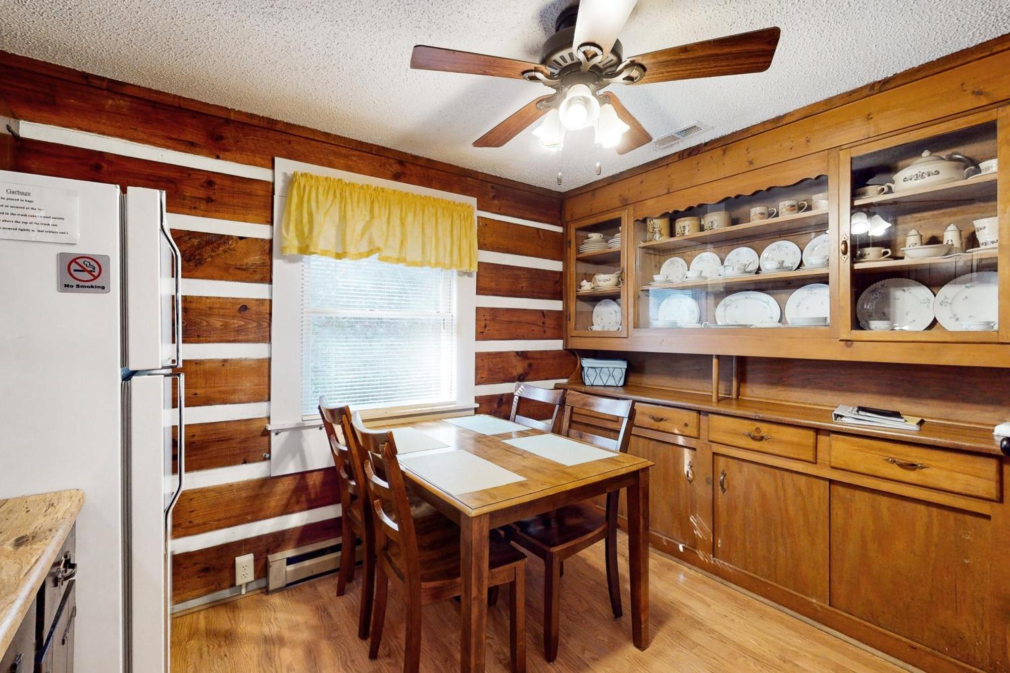 2 Bed 2 Bath Vacation Home In Whittier II 外观 照片