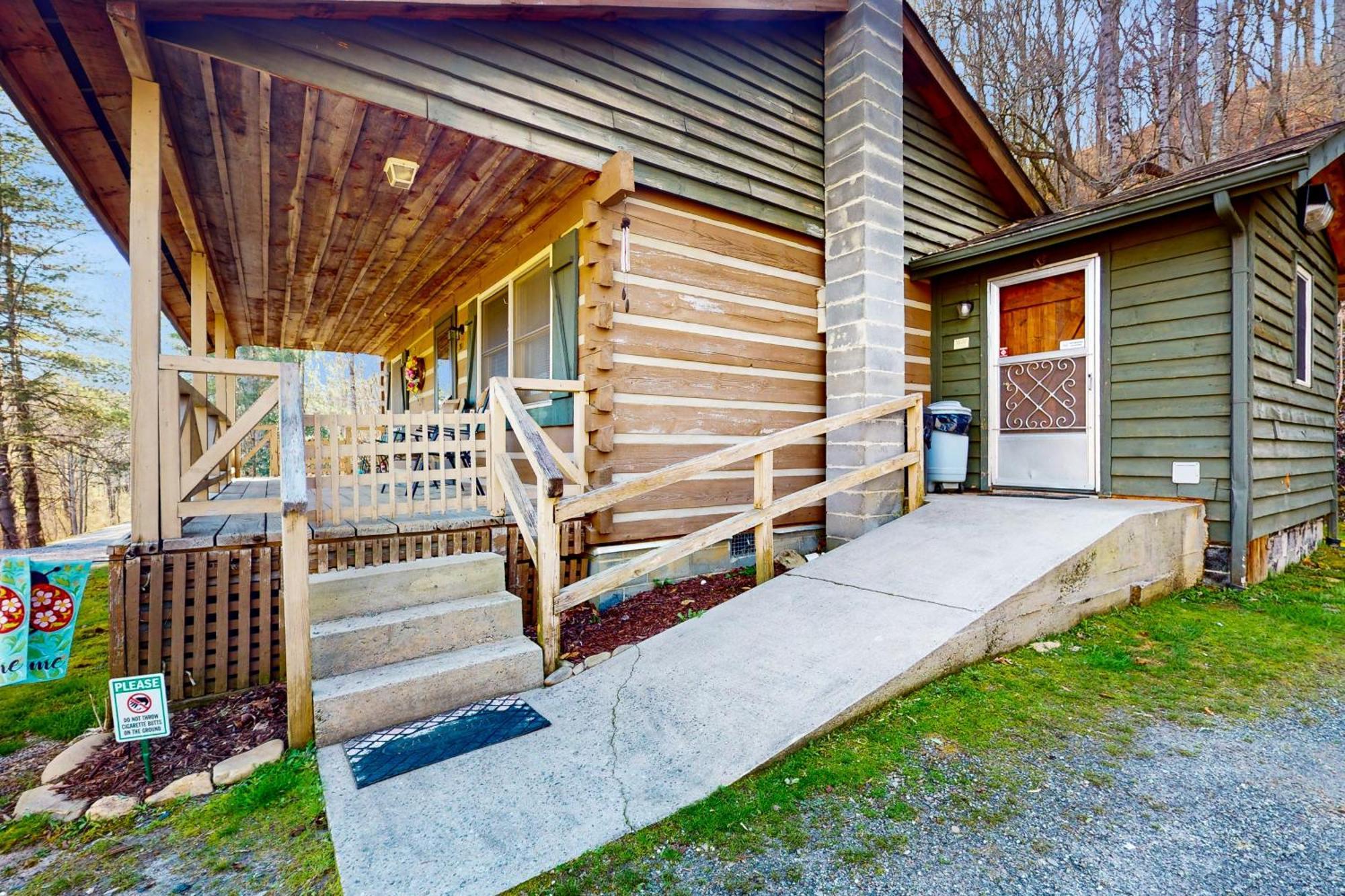 2 Bed 2 Bath Vacation Home In Whittier II 外观 照片