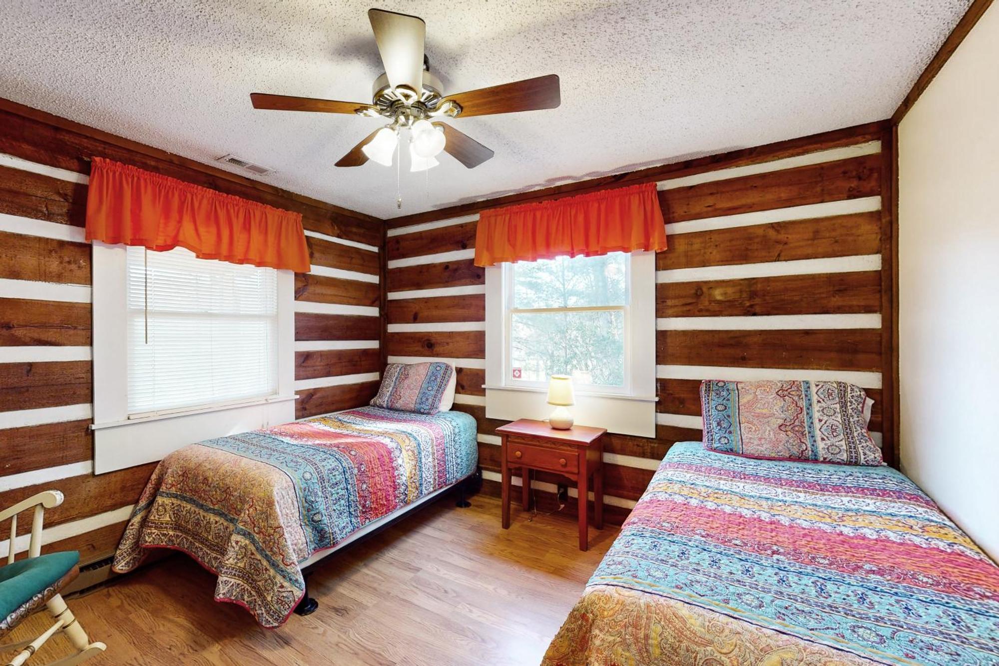 2 Bed 2 Bath Vacation Home In Whittier II 外观 照片